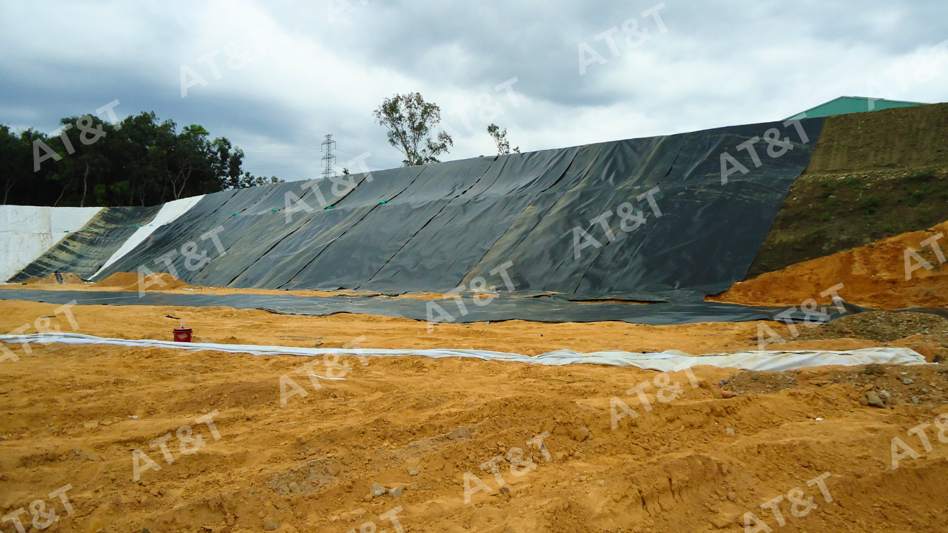 Trải bạt nhựa HDPE