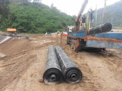 Vận chuyển màng HDPE