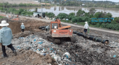 Thi công phủ đỉnh Bãi chôn lấp rác hợp vệ sinh số 1 – Hòa Phú, Long Hồ, Vĩnh Long
