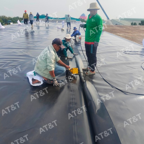 Quy trình hàn nhiệt đúng chuẩn quyết định khả năng chống thấm.