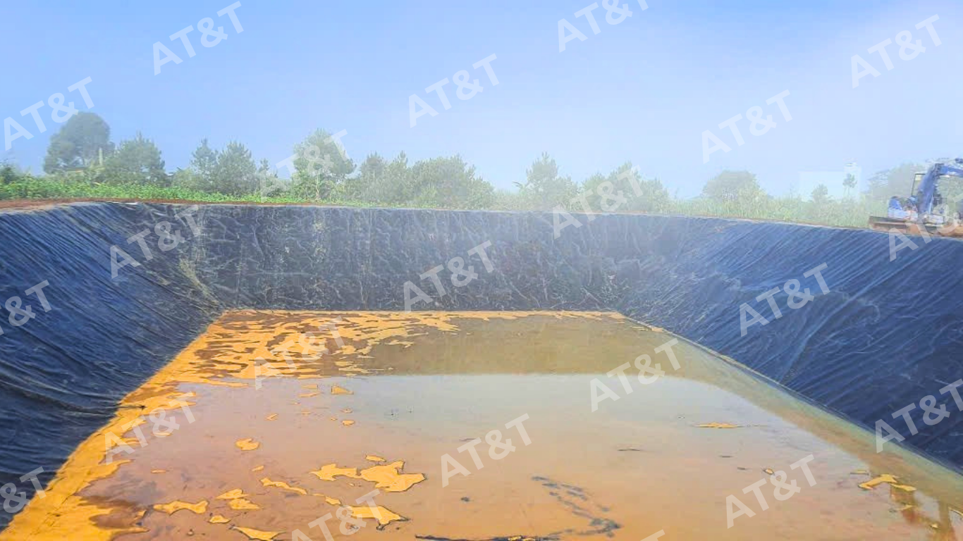 Hồ chứa nước tưới tiêu lót màng HDPE