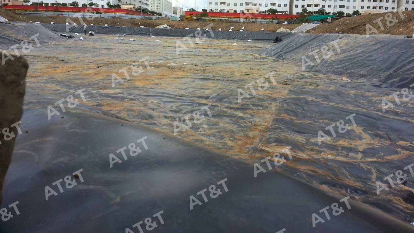 Lót màng HDPE cho hồ cảnh quan