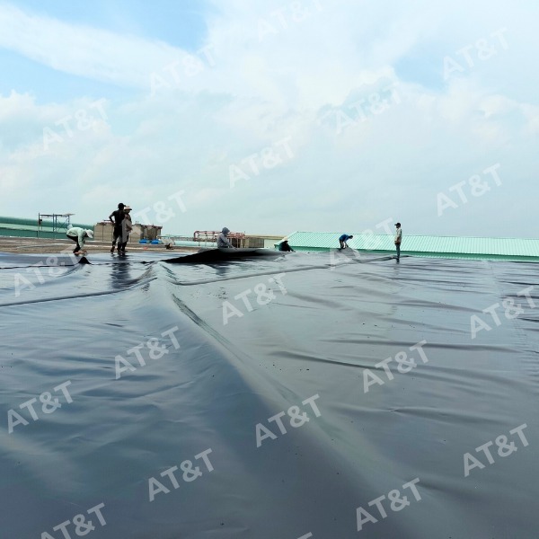 Hình: Thi công đúng quy trình là yếu tố quyết định hiệu quả chống thấm và tuổi thọ của hệ thống màng HDPE.